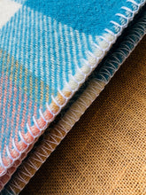 Load image into Gallery viewer, Super Soft SINGLE New Zealand Wool Blanket