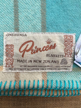 Load image into Gallery viewer, Fresh Retro Fav! Onehunga Tiki Princess SINGLE New Zealand Wool Blanket