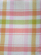 Load image into Gallery viewer, DREAMWARM Pink & Lime SINGLE New Zealand Wool Blanket