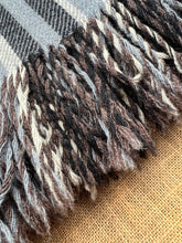 Load image into Gallery viewer, Vintage CAR RUG New Zealand Wool Blanket