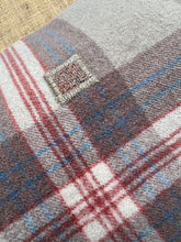 Load image into Gallery viewer, Vintage Kaiapoi CAR RUG Collectible Wool Blanket with Maori Chief Label