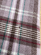 Load image into Gallery viewer, Exceptional Onehunga Woollen Mills CAR RUG Collectible Wool Blanket with Wahine Label