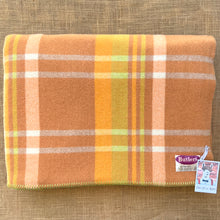 Load image into Gallery viewer, Melon & Apple QUEEN/KING New Zealand Wool Blanket