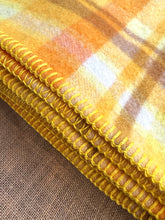 Load image into Gallery viewer, Ultra bright, extra thick and soft SINGLE New Zealand Woo Blanket