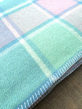 Load image into Gallery viewer, Soft Pastel Onehunga Princess DOUBLE/QUEEN Lightweight New Zealand Wool Blanket.