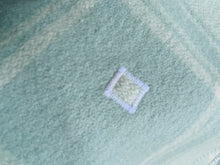 Load image into Gallery viewer, Beautiful Pastel Mint QUEEN Pure Wool Blanket.
