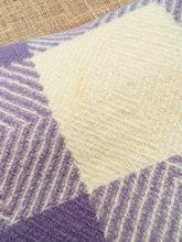 Load image into Gallery viewer, Lavender & Cream Twill SINGLE Daylesford NZ Wool Blanket