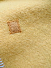 Load image into Gallery viewer, Thick & Cosy Extra Large SINGLE Wool Blanket by Onehunga Woollen Mills