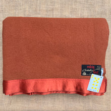Load image into Gallery viewer, Rich Brick QUEEN Pure Wool Blanket with Satin Trim.