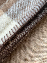 Load image into Gallery viewer, Ultra Fluffy Naturals SINGLE Retro New Zealand Wool Blanket