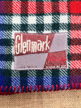 Load image into Gallery viewer, Small THROW/KNEE RUG - ideal for pram or baby blanket. NZ Wool