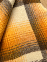 Load image into Gallery viewer, Golden Warm Poppa Styles SMALL SINGLE/THROW New Zealand Wool Blanket