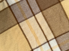 Load image into Gallery viewer, Super Soft Naturals DOUBLE Beautiful New Zealand Wool Blanket.