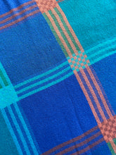 Load image into Gallery viewer, Air New Zealand Pacific Class Retro KNEE RUG