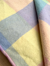 Load image into Gallery viewer, Pastel ONEHUNGA Princess DOUBLE/QUEEN New Zealand Wool Blanket
