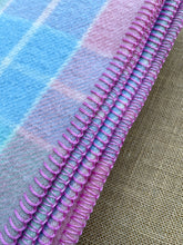 Load image into Gallery viewer, Pretty Pastel Soft SINGLE New Zealand Wool Blanket