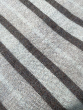 Load image into Gallery viewer, Ultra Thick Handwoven Style SINGLE New Zealand Wool Blanket