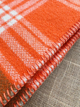 Load image into Gallery viewer, Soft Retro Orange SINGLE New Zealand Pure Wool Blanket
