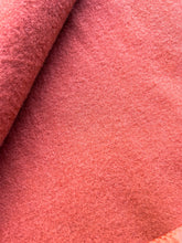 Load image into Gallery viewer, Thick & Cosy ONEHUNGA Princess QUEEN/KING New Zealand Wool