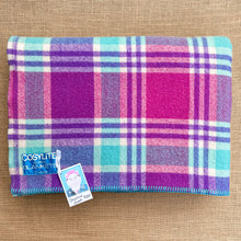 Load image into Gallery viewer, Turquoise & Fuchsia Sensational DOUBLE Pure New Zealand Wool Blanket.
