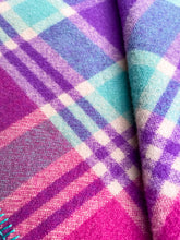 Load image into Gallery viewer, Turquoise & Fuchsia Sensational DOUBLE Pure New Zealand Wool Blanket.