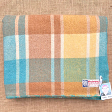 Load image into Gallery viewer, Gorgeous Australian Merino QUEEN Wool Blanket