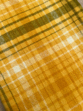 Load image into Gallery viewer, Fresh Retro Favourite! Gold & Olive SINGLE New Zealand Wool Blanket