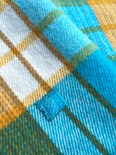 Load image into Gallery viewer, EXCEPTIONAL Onehunga Princess QUEEN Pure Wool Blanket #2