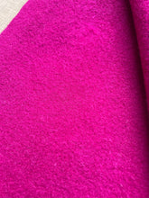 Load image into Gallery viewer, Exceptional Extra Large SINGLE Wool Blanket by Onehunga Woollen Mills