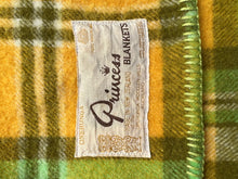 Load image into Gallery viewer, Thick and bright RETRO Star! SINGLE  Onehunga New Zealand Wool Blanket