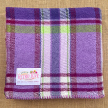 Load image into Gallery viewer, Winegum Collection (New Wool): Fresh GRAPE Love KNEE RUG/COT