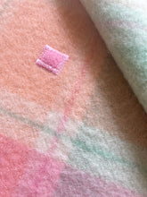 Load image into Gallery viewer, Super Fluffy and Thick DOUBLE El Rey Range New Zealand Wool Blanket