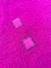 Load image into Gallery viewer, Exceptional Extra Large SINGLE New Zealand Wool Blanket