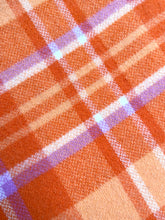 Load image into Gallery viewer, Cheerful Bright KAIAPOI SINGLE New Zealand Wool blanket