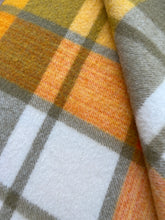 Load image into Gallery viewer, STUNNING Retro Olive & Gold SINGLE Pure Wool Blanket