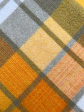 Load image into Gallery viewer, STUNNING Retro Olive & Gold SINGLE Pure Wool Blanket