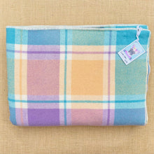 Load image into Gallery viewer, Mermaid Colours DOUBLE/QUEEN Pure Wool Blanket.