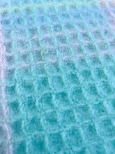 Load image into Gallery viewer, Waffle Pastel BABY/KNEE New Zealand Wool
