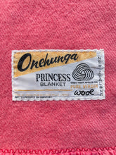 Load image into Gallery viewer, Soft & Pretty SINGLE Wool Blanket PRINCESS Onehunga Woollen Mills