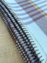 Load image into Gallery viewer, Farmhouse Brown SINGLE Onehunga New Zealand Wool Blanket.