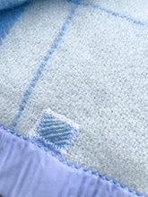 Load image into Gallery viewer, Beautiful Dream Blanket KING SINGLE/DOUBLE Pure Wool Blanket.