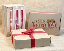 Load image into Gallery viewer, GIFT BOX - Fresh Retro Love Printed Box