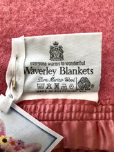 Load image into Gallery viewer, Beautiful Mauve Pink KING SINGLE Australian Wool Blanket - Fresh Retro Love NZ Wool Blankets