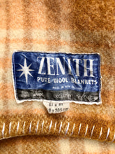 Load image into Gallery viewer, Thick Modern Retro Check SINGLE Wool Blanket - Zenith - Fresh Retro Love NZ Wool Blankets
