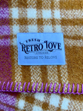 Load image into Gallery viewer, Extra Thick and Bold KING SINGLE New Zealand Wool Blanket WITH LABEL