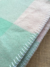 Load image into Gallery viewer, Lightweight Pastel DOUBLE/QUEEN NZ Wool Blanket