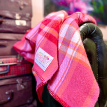 Load image into Gallery viewer, Winegum Collection (New Wool): Fresh BERRY Love KNEE RUG/COT