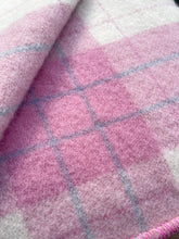 Load image into Gallery viewer, Super soft with Heart Embroidery QUEEN Pure NZ Wool Blanket