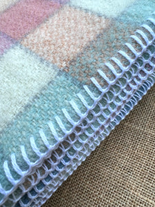 Pretty Check BABY/KNEE Royal Wool NZ Wool Blanket