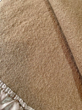 Load image into Gallery viewer, Cocoa Brown KING SINGLE Wool Blanket with beautiful Satin Trim